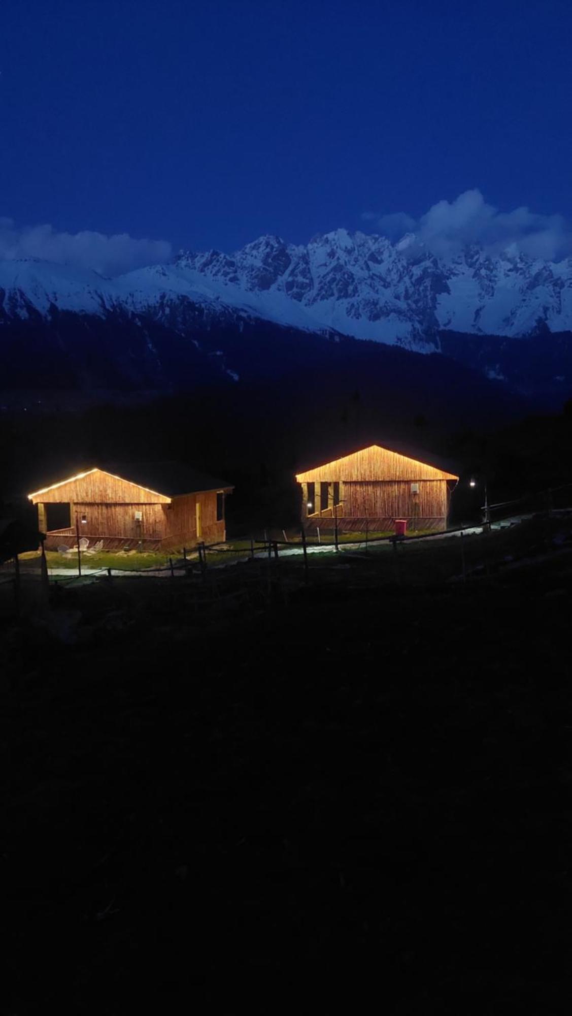Khana Badosh Resort Kalam Exterior foto